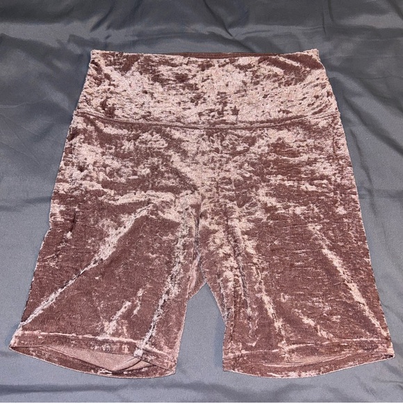 Aritzia Pants - Aritzia TNA Atmosphere Velvet Bike Shorts
